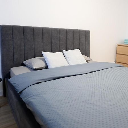 شقة Apartament Dorobanti بوخارست المظهر الخارجي الصورة
